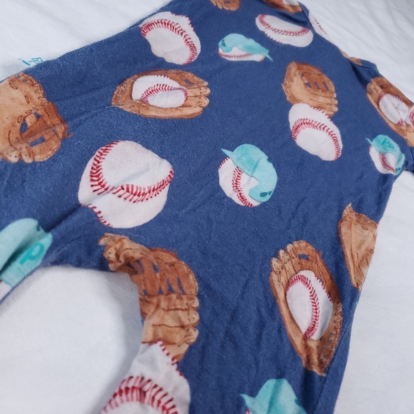 Posh Peanut Baseball Footed Sleeper Pajamas Footie Bamboo 0-3 Months - Picture 11 of 11